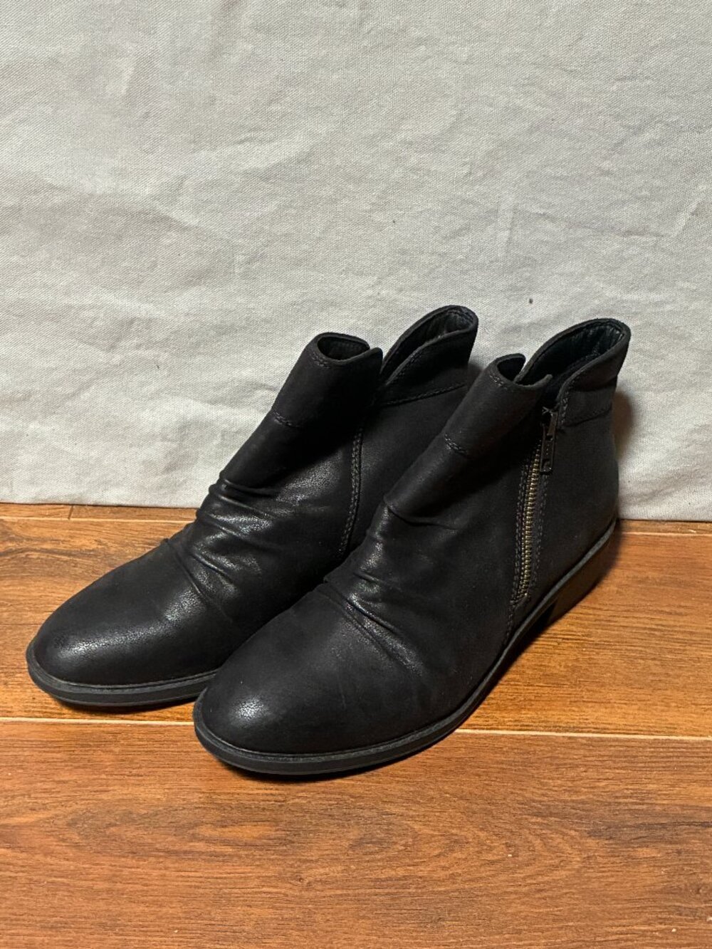 Baretraps Bootie Sam Women's Sz 8 Slouch Ankle Black Side Zip Comfy Whimsigoth,